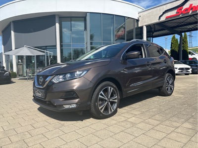 360° Außenansicht Nissan Qashqai      1.7 dCi, N-Way 4x4 , Navi, Pano, AHK, PDC, Klima, SHZ, Kamera,  