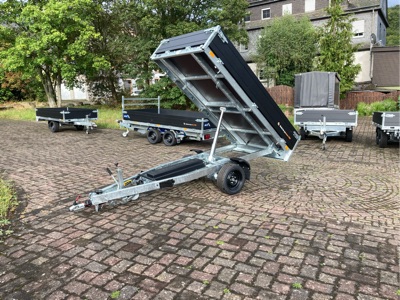 360° Außenansicht Anhänger Heckkipper      Saris K1 276 150 1500 1 - 276x150x35 cm 1.500kg E-Pumpe, Black Edition, 35cm Wände  