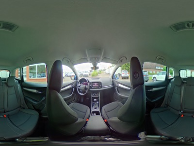 Skoda Karoq Selection 1.5 TSI DSG / R&uuml;ckfahrkamera 