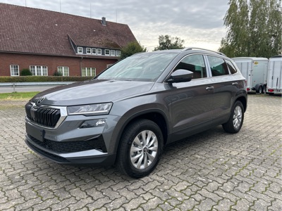 360° Außenansicht Skoda Karoq      Selection 2.0 TDI DSG 4x4 / Standheizung  