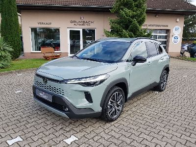360° Außenansicht Toyota Corolla Cross      Style Teamplayer Hybrid 2,0-l-VVT-i Systemleistung 131 kW (178 PS) Neues Modell  