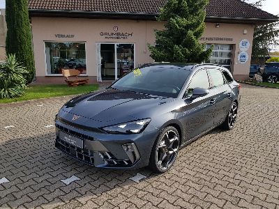 360° Außenansicht CUPRA Leon Sportstourer      VZ 2.0TSI 333PS 4Drive DSG AZV Matrix IntelligentDrive II Garantie5Jahre  