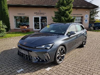 360° Außenansicht CUPRA Leon Sportstourer      VZ 2.0TSI 333PS 4Drive DSG Pano AZV Matrix IntelligentDrive II Garantie5Jahre  