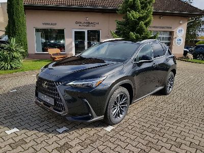 360° Außenansicht Lexus NX      2.5 Plug-in Hybrid 450h+ AWD Business Plus AZV Leder el.Sitz Navi Sitzh. Lenkrad hzb. Kamera  