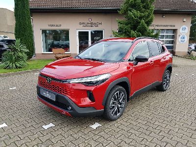 360° Außenansicht Toyota Corolla Cross      Style Teamplayer Hybrid 2,0-l-VVT-i Systemleistung 131 kW (178 PS) Neues Modell  