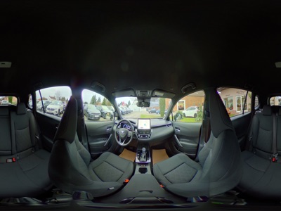 360° Innenansicht Toyota Corolla Cross      Style Teamplayer Hybrid 2,0-l-VVT-i Systemleistung 131 kW (178 PS) Neues Modell  