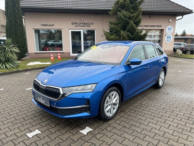 360° Außenansicht Skoda Octavia      1.5 eTSI mHEV DSG7 SelectionPlus ACC el.Heckk. AZV Kamera 3ZonenAC 17ZollRotare TopAusst.  