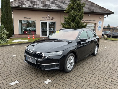 360° Außenansicht Skoda Octavia Combi      1.5 eTSI mHEV DSG7 SelectionPlus Sunset ACC el.Heckk. AZV Kamera 3ZonenAC 17ZollRotare TopAusst.  