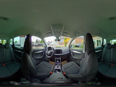 360° Innenansicht Skoda Karoq      Selection Plus 1.5 TSI DSG 150PS/110kW 2026 Park-Paket TravelAssist Sitzh. SideAssist 18Zoll Kamera Lenkr.hzb.  