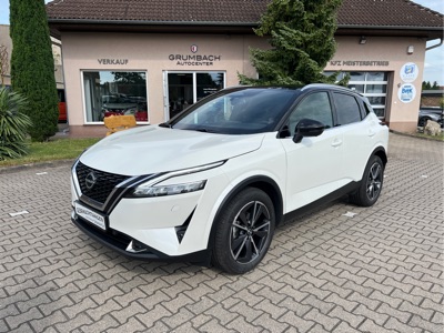 360° Außenansicht Nissan Qashqai      1.3 DIG-T MHEV Xtronic Tekna+ Vollausst. AZV abnehmb. Winterräder 1.Hd. TopZust. Garantie  