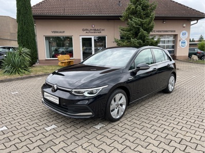 360° Außenansicht Volkswagen Golf      1.5 eTSI, DSG Style OPF Sitzh. Lenkr.hzb. Kamera ParkAssist SideAssist LightAssist App-Connect Wireless  
