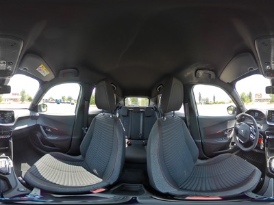 360° Innenansicht Peugeot 2008      1,2 130 EAT8 Active Pack SHZ Klima Kamera  