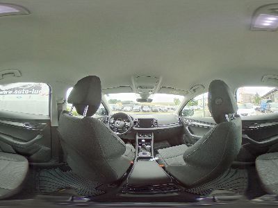360° Innenansicht Skoda Karoq      Style 1.6 TDI 125  
