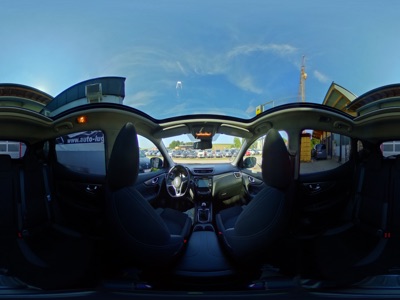 360° Innenansicht Nissan Qashqai      N-Connecta 1.3 DIG-T 103 kW AHK* Panoramadach* Kamera*  