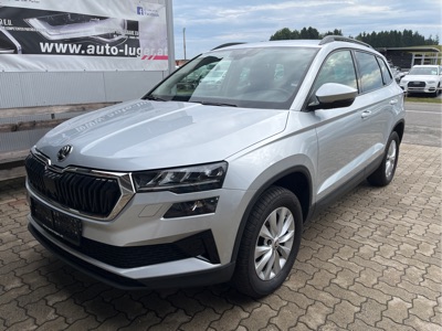 360° Außenansicht Skoda Karoq      Selection 2.0 TDI *LED *Lenkradheizung*  