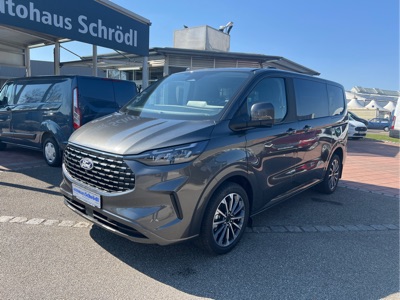 360° Außenansicht Ford Tourneo Custom      320 L1 Titanium X FWD 2.0 EcoBlue AHK  