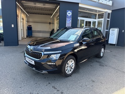 360° Außenansicht Skoda Kamiq      Selection 1.0 TSI DSG Selection, AHK, LED, Kamera, 16-Zoll, 4 J.-Garantie  