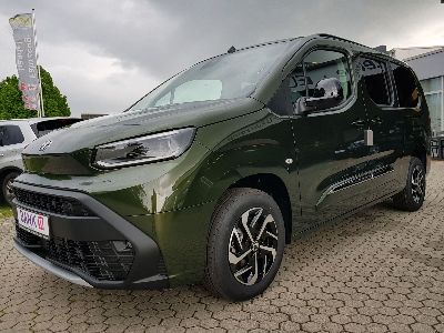 360° Außenansicht Toyota Proace City Verso      L2 Teamplayer 1.2 7-SITZER - TEMPOMAT+ACC-RÜCKFAHRKAMERA-KLIMAAUTOMATIK-SITZHEIZUNG-SPURHALTEASSISTENT-BLUETOOTH-SMART KEY SYSTEM-GESCHWINDIGKEITSBEGRENZER-DAB-COMFORT PAKET 2-ABLAGE 