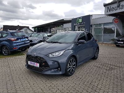360° Außenansicht Toyota Yaris      1.5 Dual-VVT-iE Hybrid GR Sport 131 PS AUTOMATIK+NAVI+KAMERA+PDC VORNE-HINTEN+HEAD-UP+ACC+ALU 18