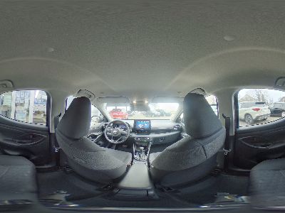 360° Innenansicht Toyota Yaris      1.5 Dual-VVT-iE HYBRID Teamplayer Multidrive Automatik 5-TÜRIG+KLIMAAUTOMATIK+LED-SCHEINWERFER+KAMERA+TEMPOMAT ACC+SITZHEIZUNG+ALU 16