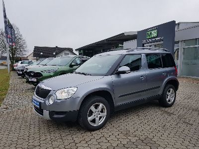 360° Außenansicht Skoda Yeti      2.0 TDI Ambition Plus Edition 4X4 ALLRAD+ANHÄNGERKUPPLUNG+KLIMAAUTOMATIK 2-ZONEN+PARKLENKASSISTENT+PDC+NAVIGATION AMUNDSEN+BI-XENON+STANDHZEIZUNG  