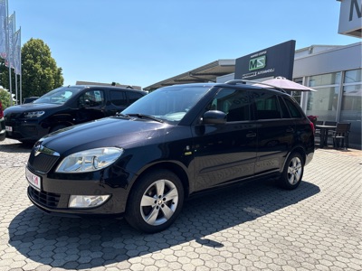 360° Außenansicht Skoda Fabia Combi      1.6 TDI Fresh+KLIMAAUTOMATIK+SITZHEIZUNG+ALU+SUN-SET+NSW+ABLAGE-PAKET  