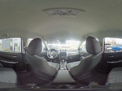 360° Innenansicht Suzuki Vitara      1.4 DITC HYBRID Comfort ALLGRIP AUTOMATIK-GETRIEBE! KLIMAAUTOMATIK+NAVIGATION+KAMERA+PDC VORNE / HINTEN +WINTERPAKET+SITZHEIZUNG+TEMPOMAT ACC+TOTE WINKEL+LED  