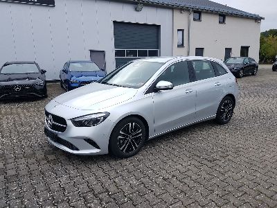 Mercedes-Benz B-Klasse B 180 Progressive Line Advanced Automatik Verkehrszeichen Assist Kamera EASY Pack LED High Performance MBUX 