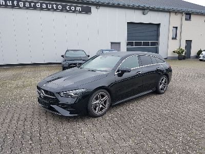 Mercedes-Benz CLA Shooting Brake 180 SB AMG Line Premium Leder-Paket Burmester Sound KEYLESS GO Kamera EASY Pack Ambientebeleuchtung HANDS FREE ACCES Totwinkelassistent Modeljahr 2025 ! 