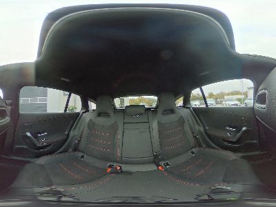 Mercedes-Benz CLA Shooting Brake 200 SB AMG Line Premium Verkehrszeichen Assist Smart Phone Integration Winter Paket Ambientebeleuchtung Keyless GO Totwinkel Assistent Panorama Schiebedach Kamera HANDS FREE ACCES Multibeam LED Modeljahr 2025 